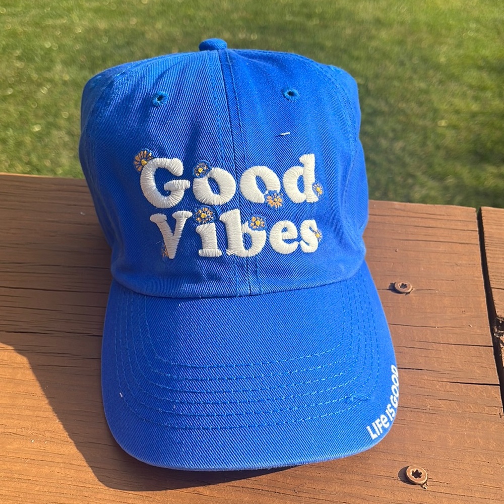 Life is Good Baseball Cap / Hat. Blue Good Vibes Daisies